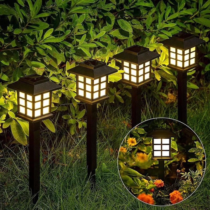 Garden and entrance lighting with solar energy