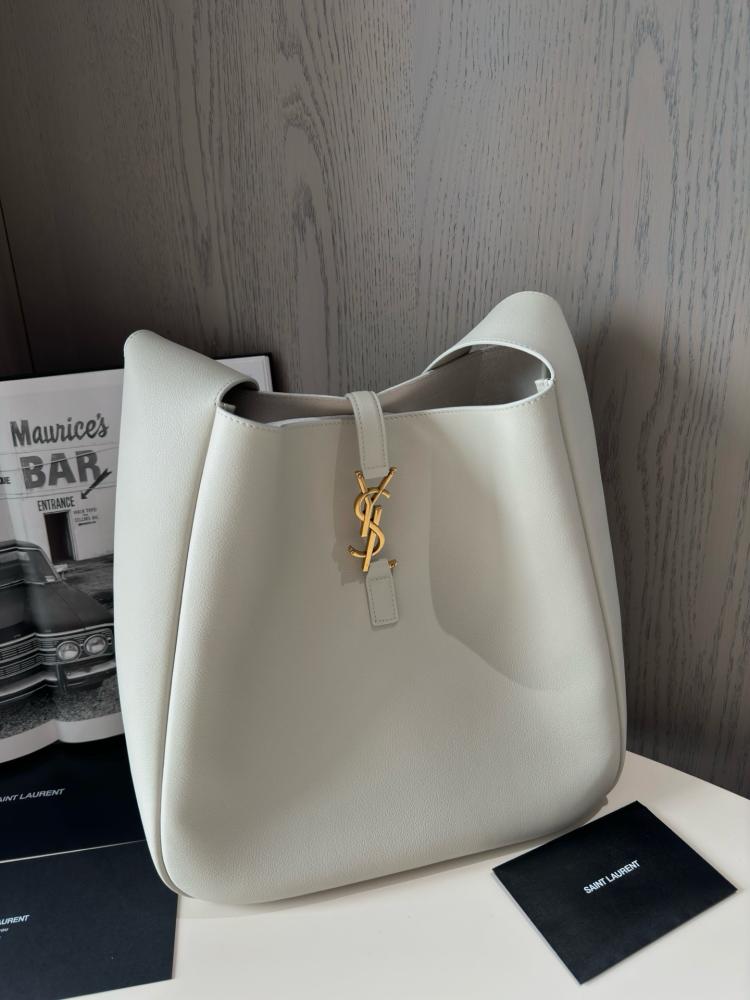 Ysl hobo