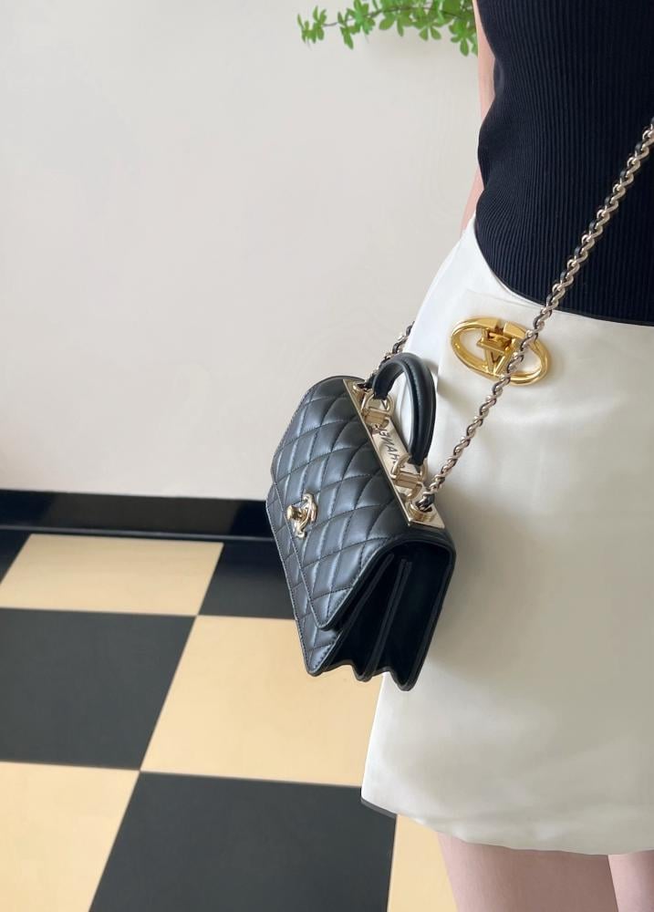 Chanel trendy 22cm