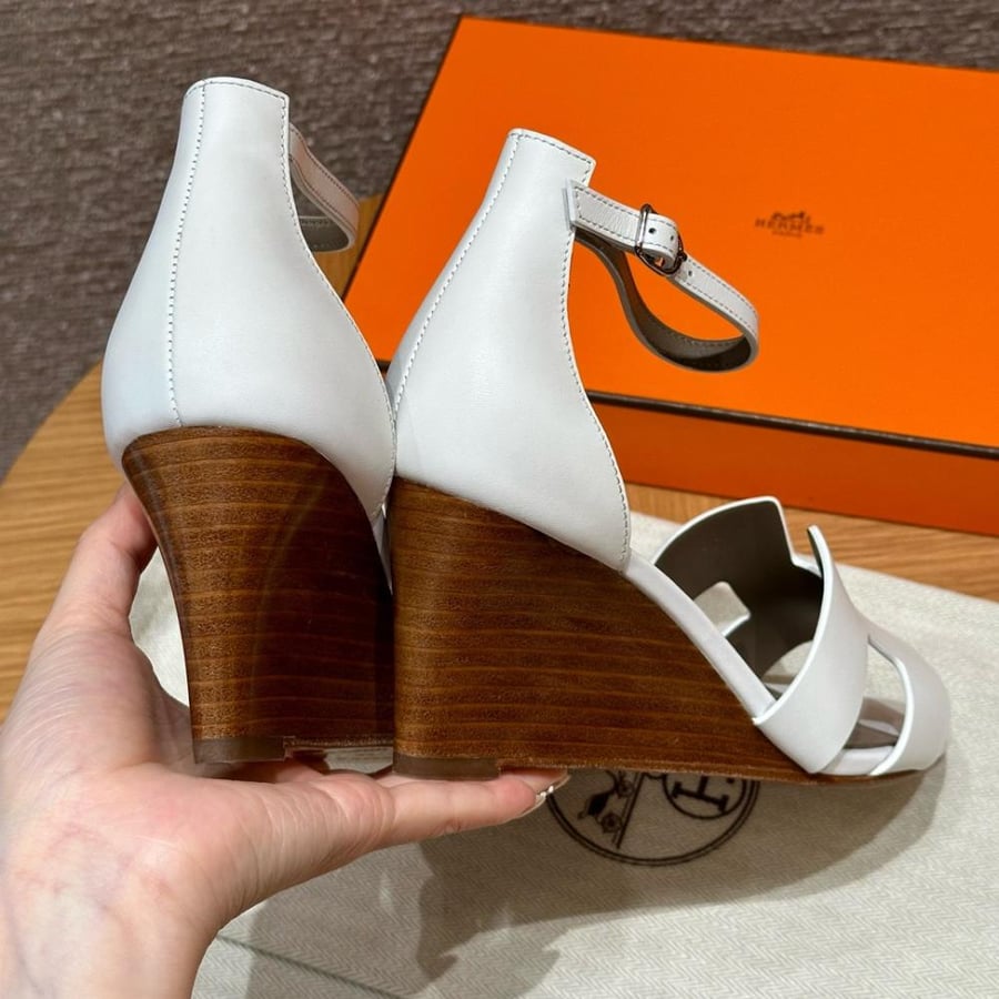 Hermes  Legend