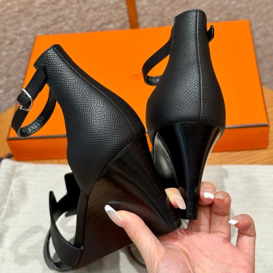 Hermes legend