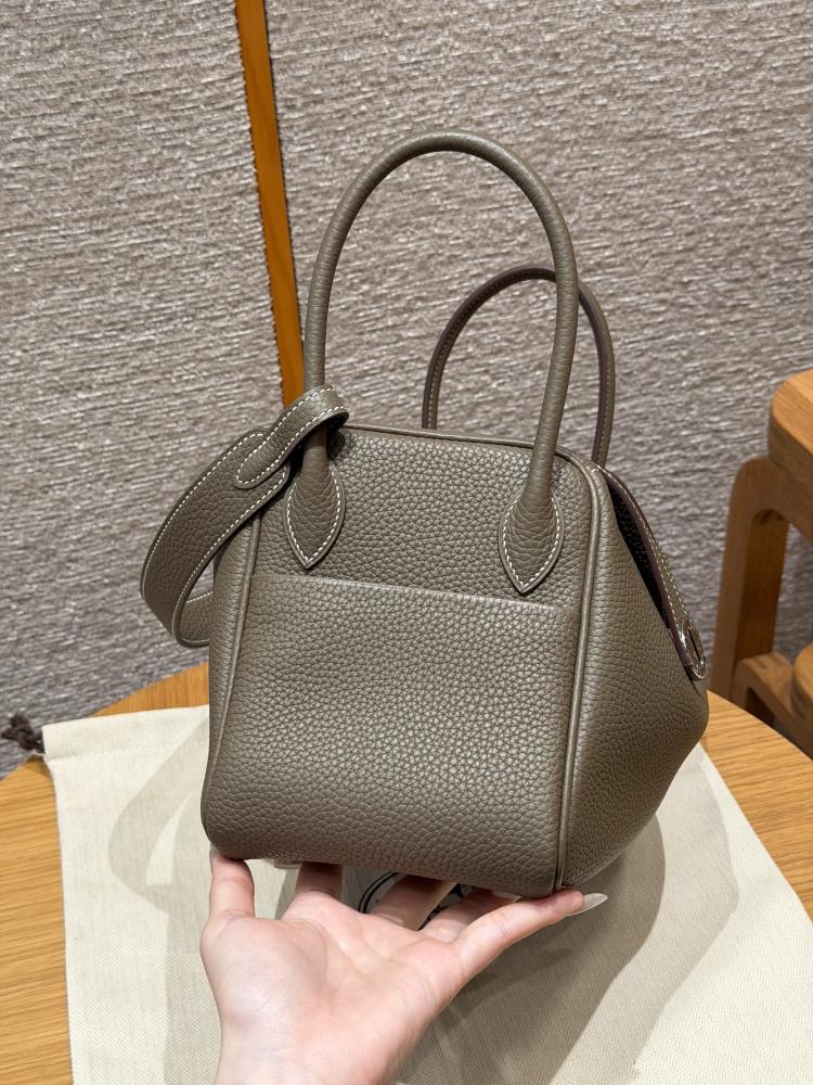 Lindy 26 cm