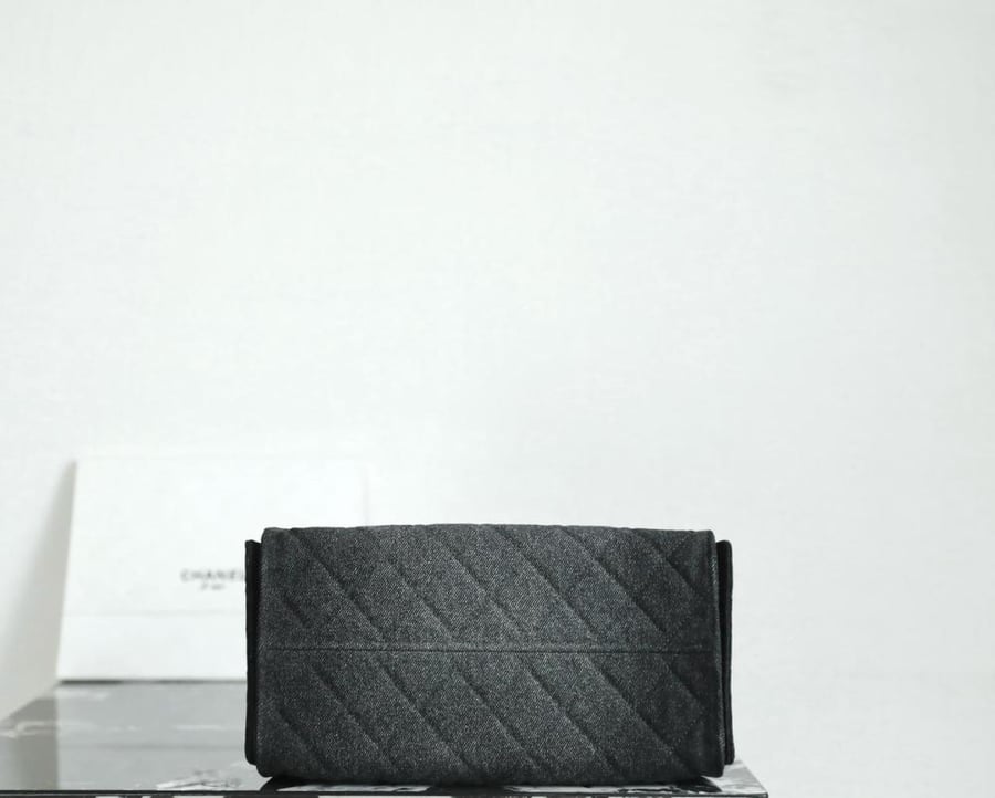 Chanel hobo