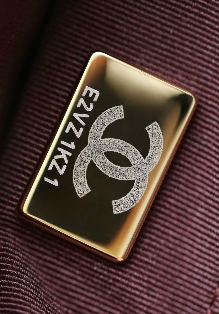 Chanel woc