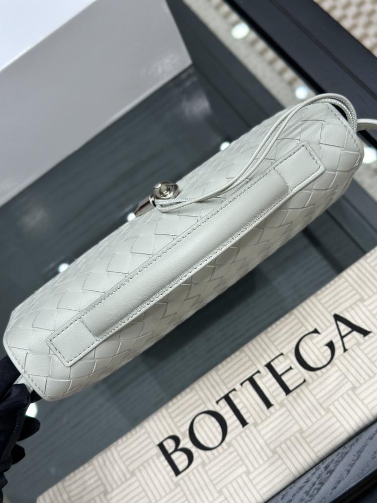 Andiamo clutch