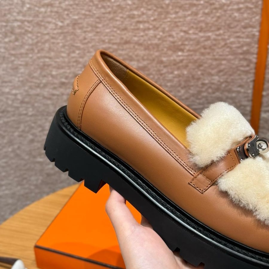 Lconel Loafer