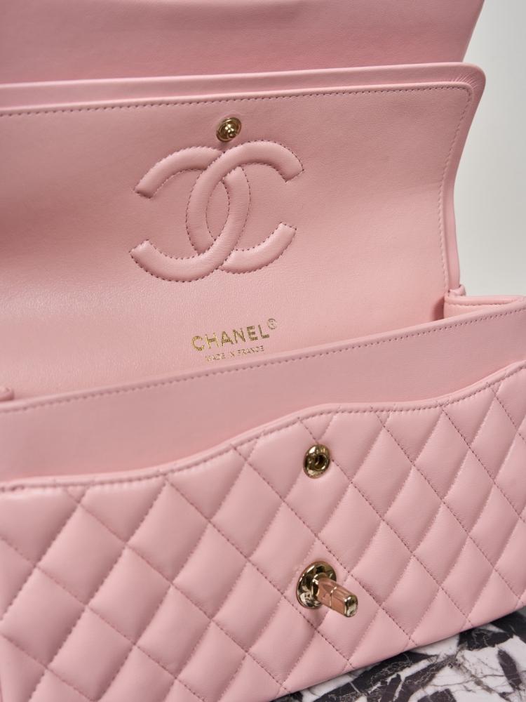 Classic flap Medium 25.5 cm