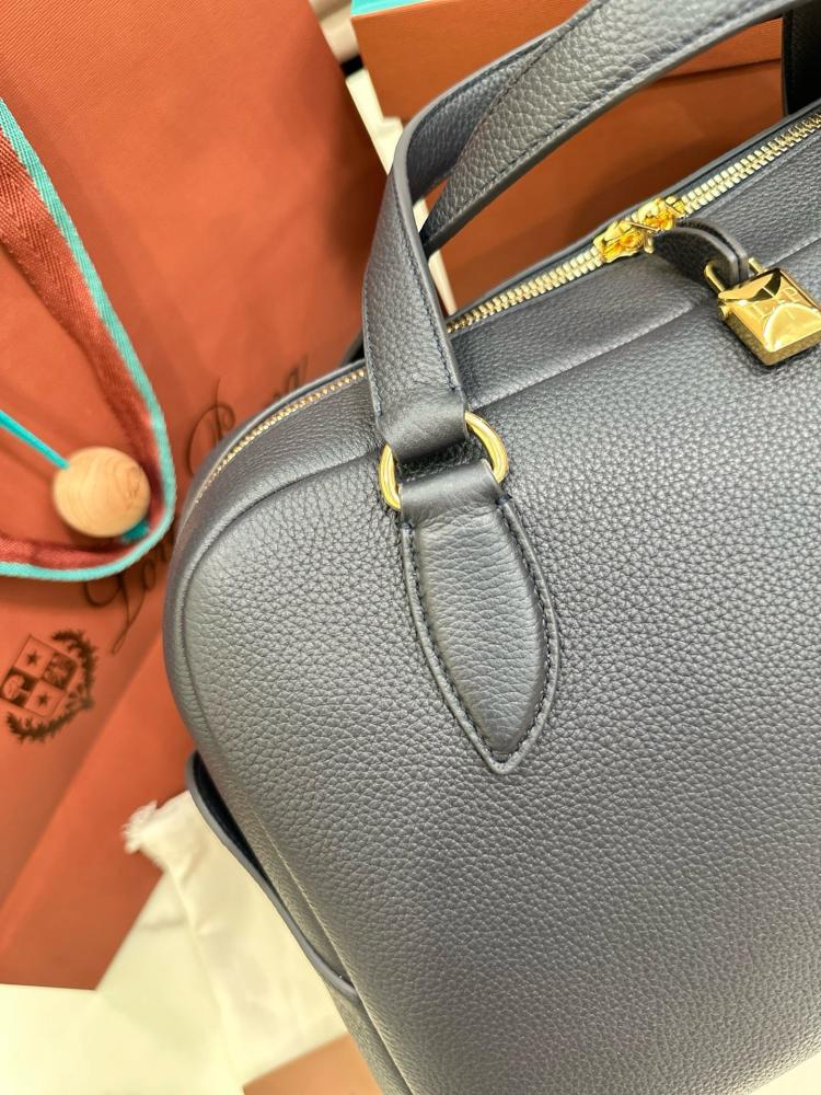 Needle Medium لوربيانا