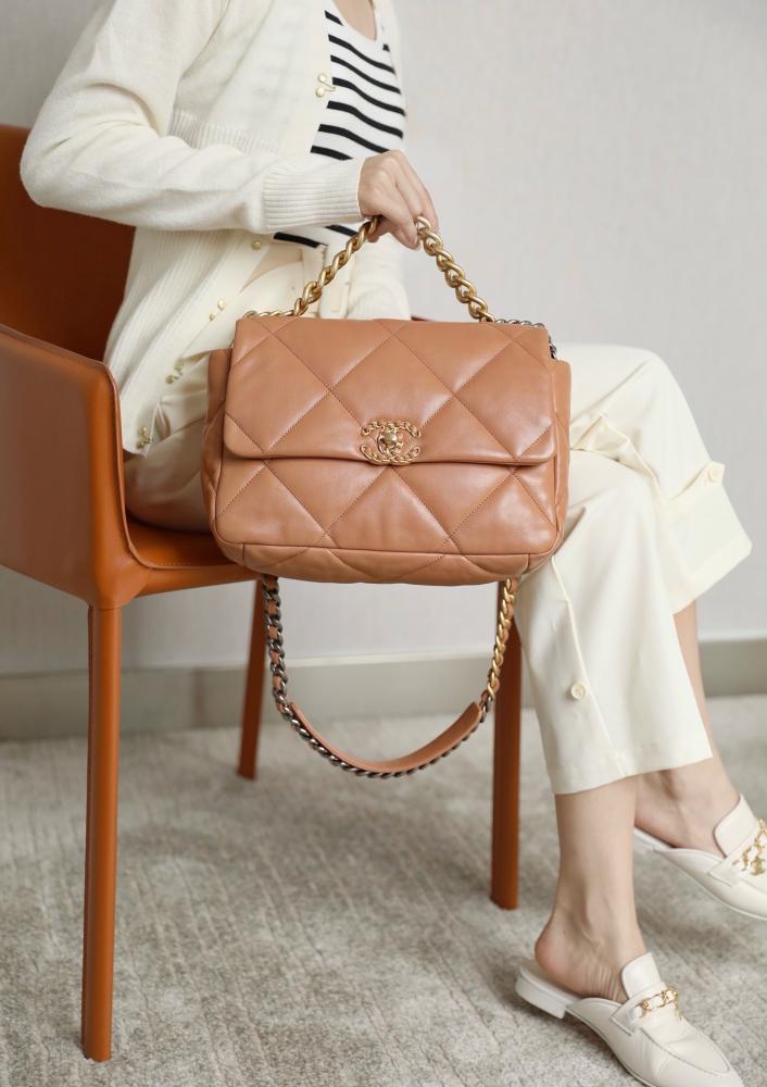 Flap bag chanel 30cm