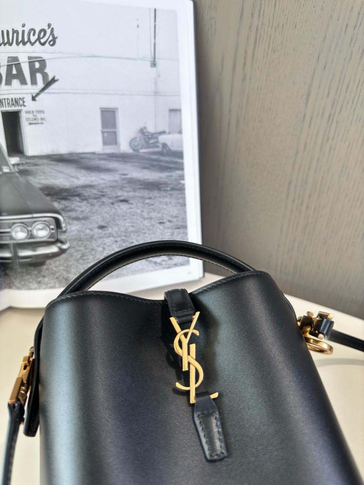 YSL LE 37