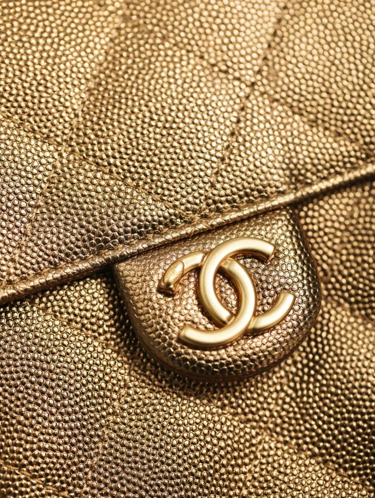 Chanel hobo