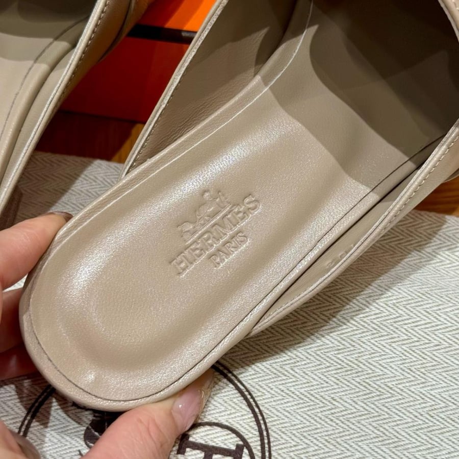 Hermes oz صندل