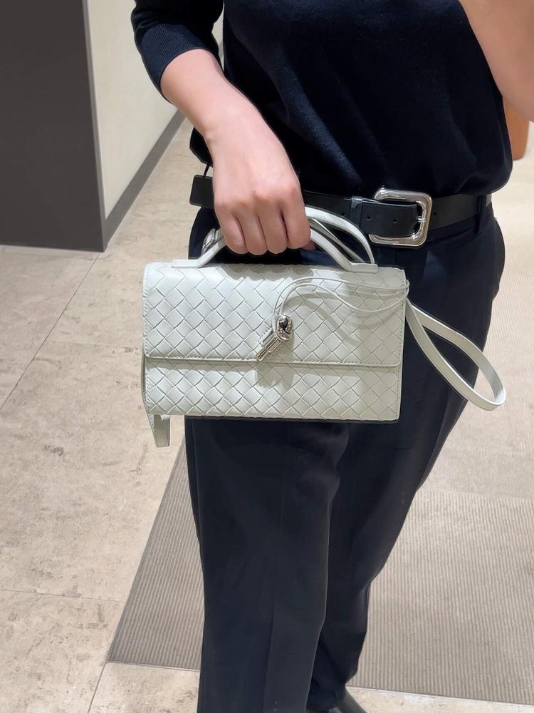 Andiamo clutch