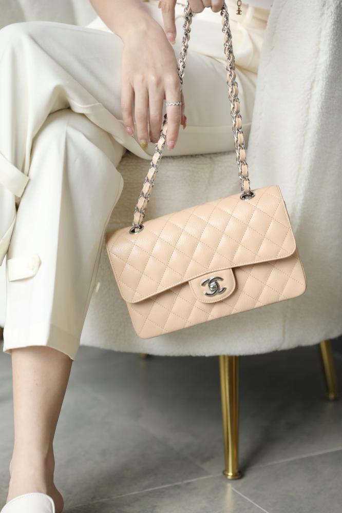 Classic flap Small 23cm