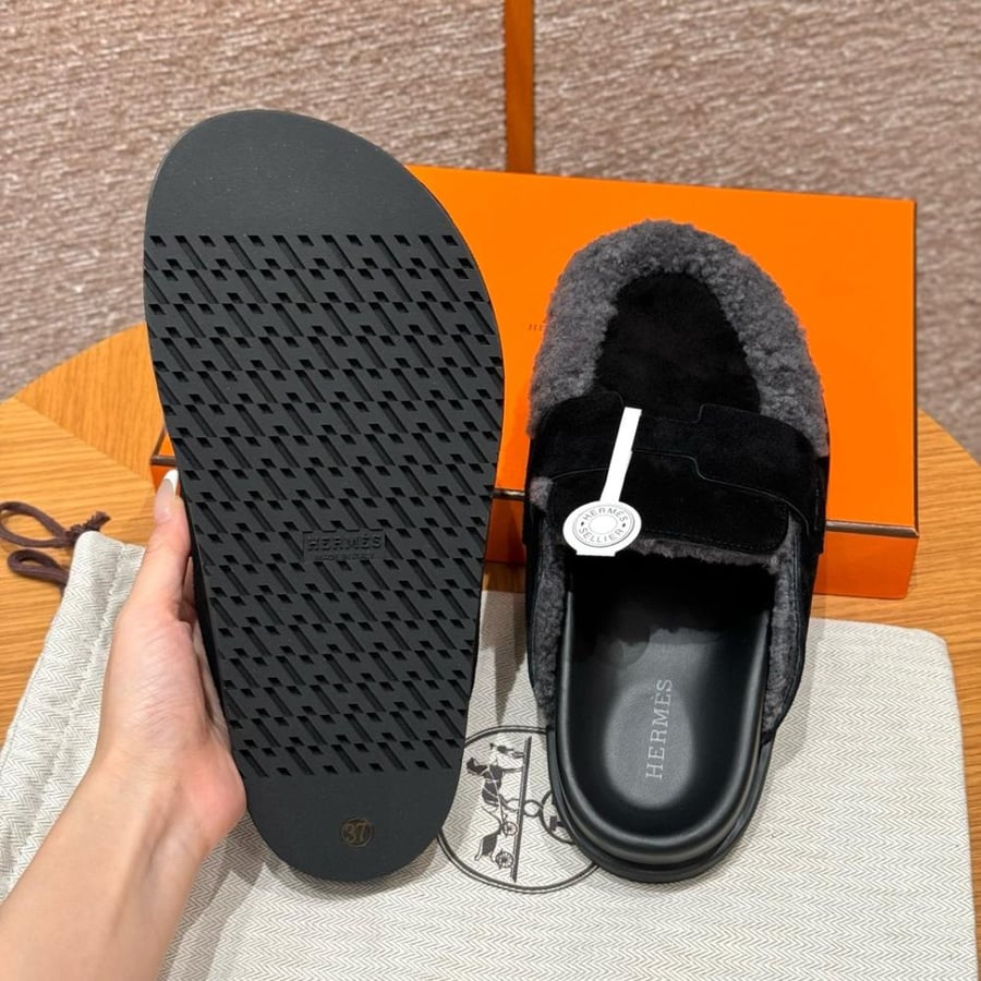Hermes Go صندل