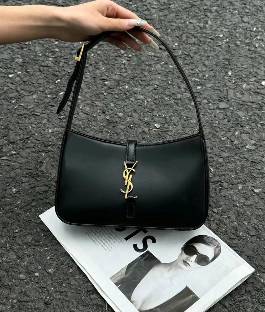 Ysl hobo 23 cm