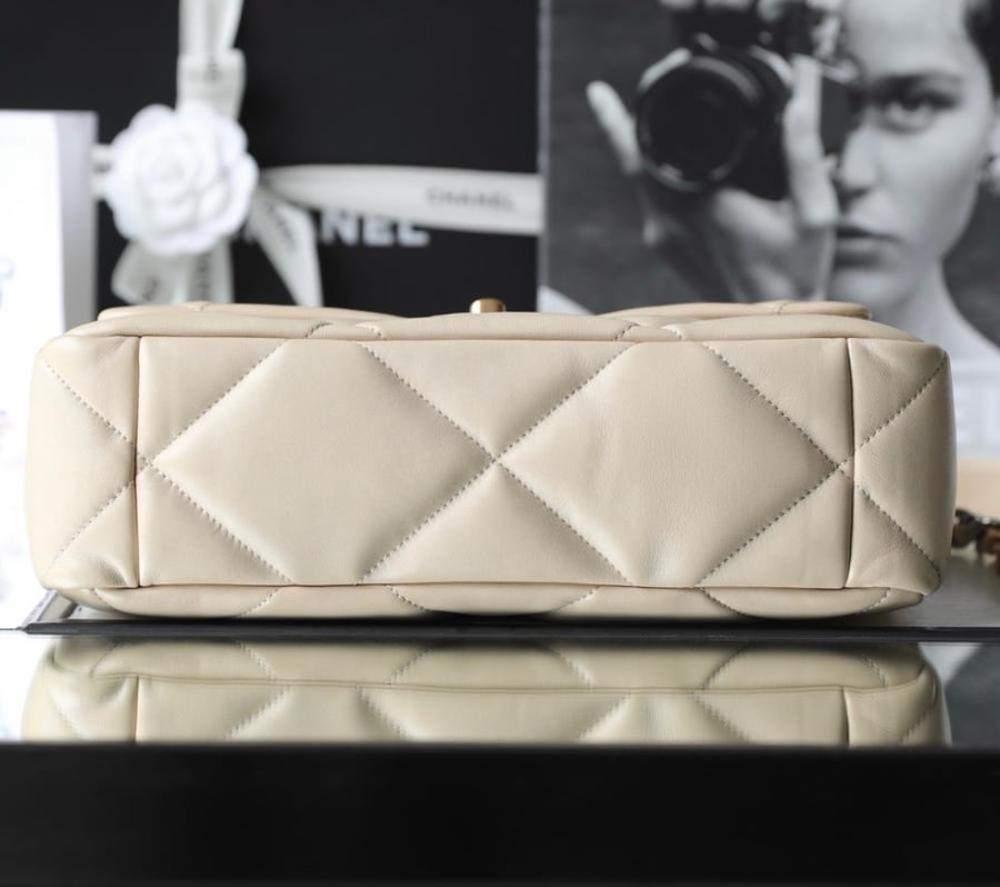 Flap bag chanel 30cm