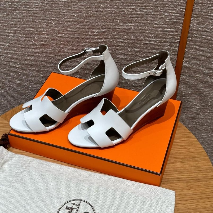 Hermes  Legend