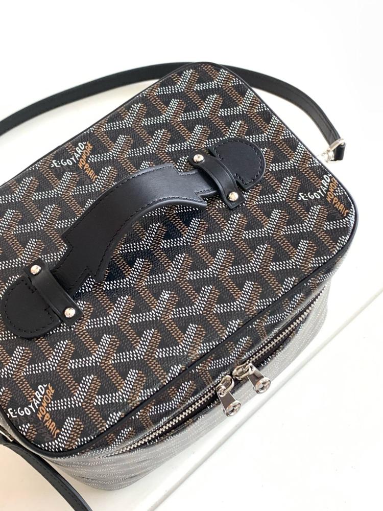 Vanity muse bag