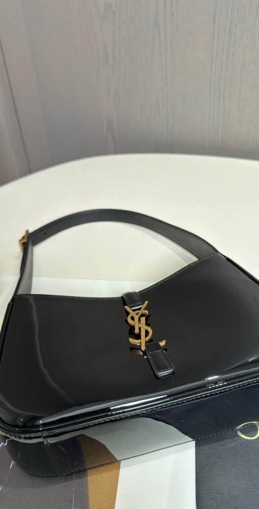 Ysl hobo 23 cm
