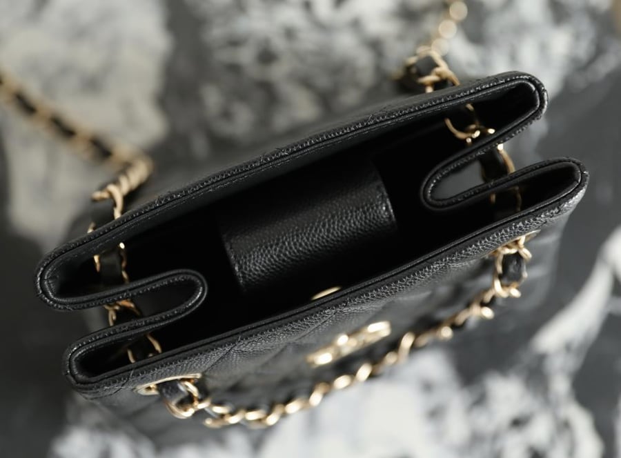 Chanel tote mini