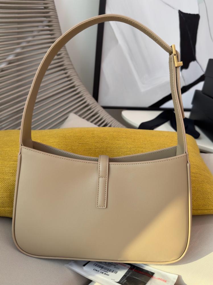 Ysl hobo 23 cm