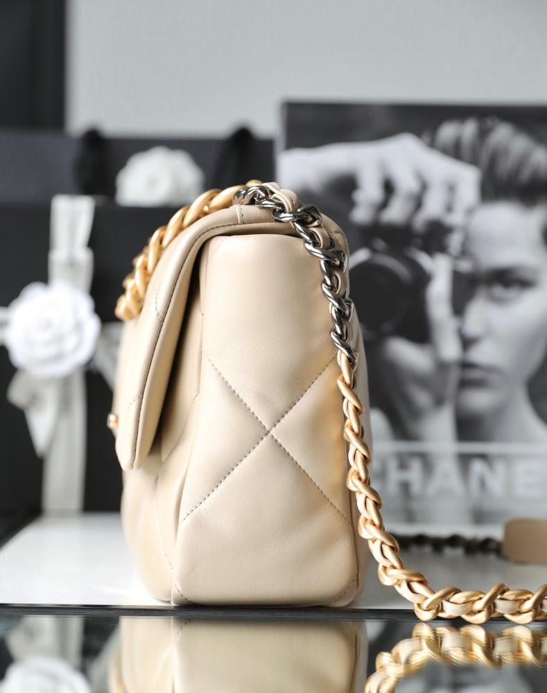 Flap bag chanel 30cm