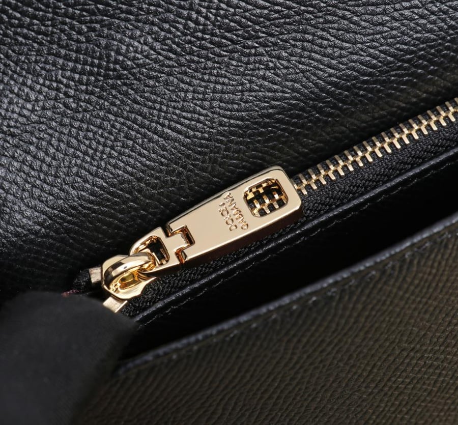 D&G