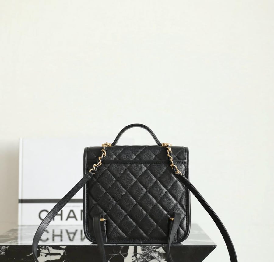 Chanel حقيبة ظهر