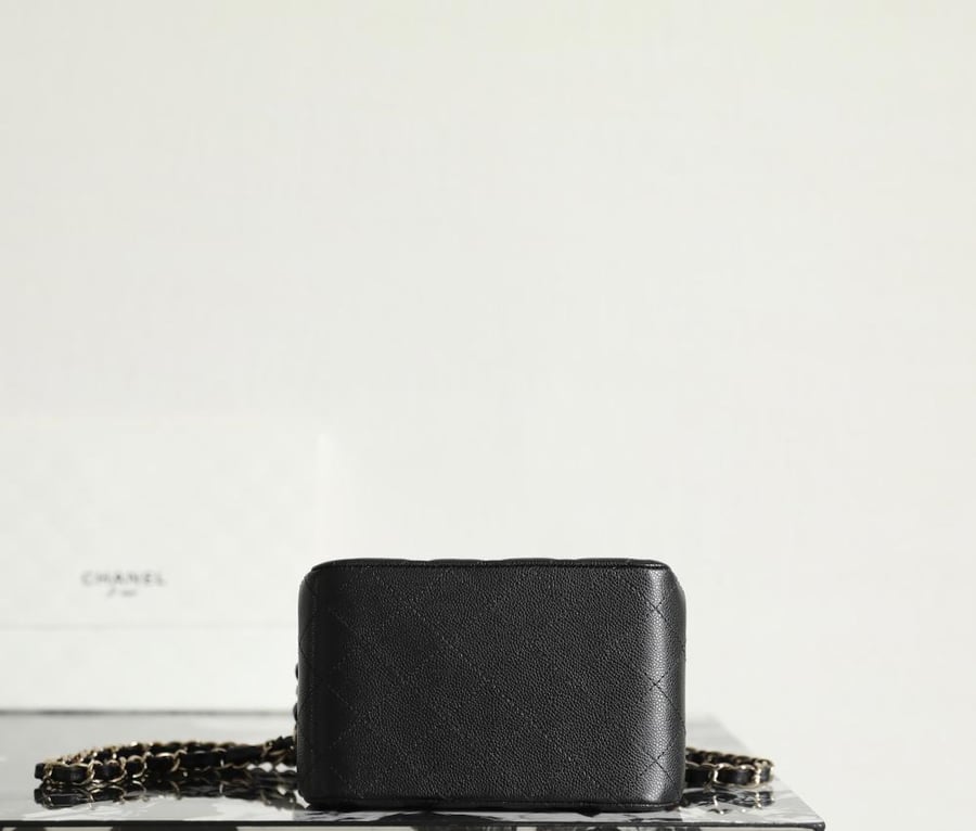 Chanel tote mini