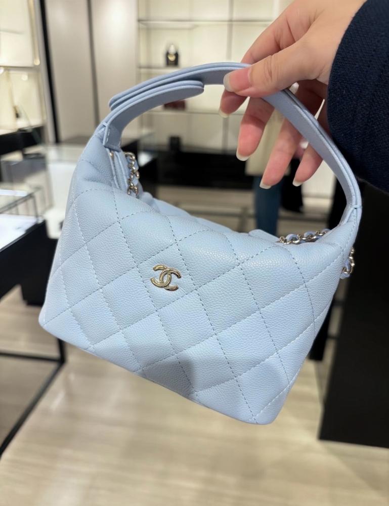 Hobo bag