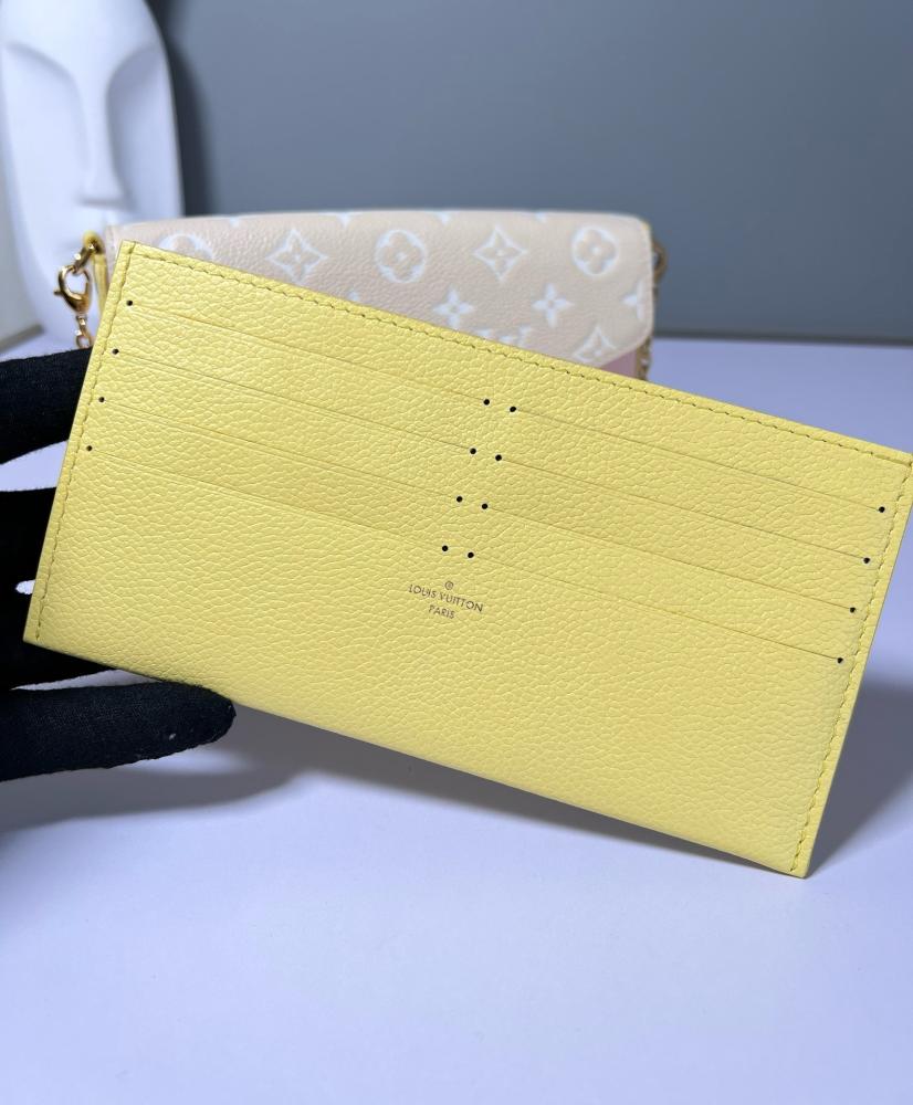 LU  POCHETTE FELICIE