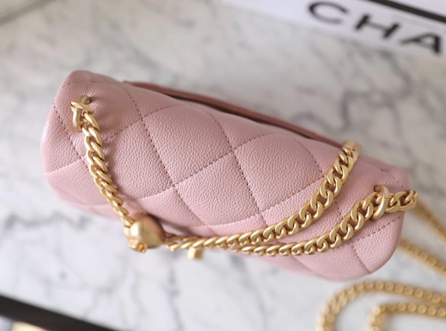Chanel 25
