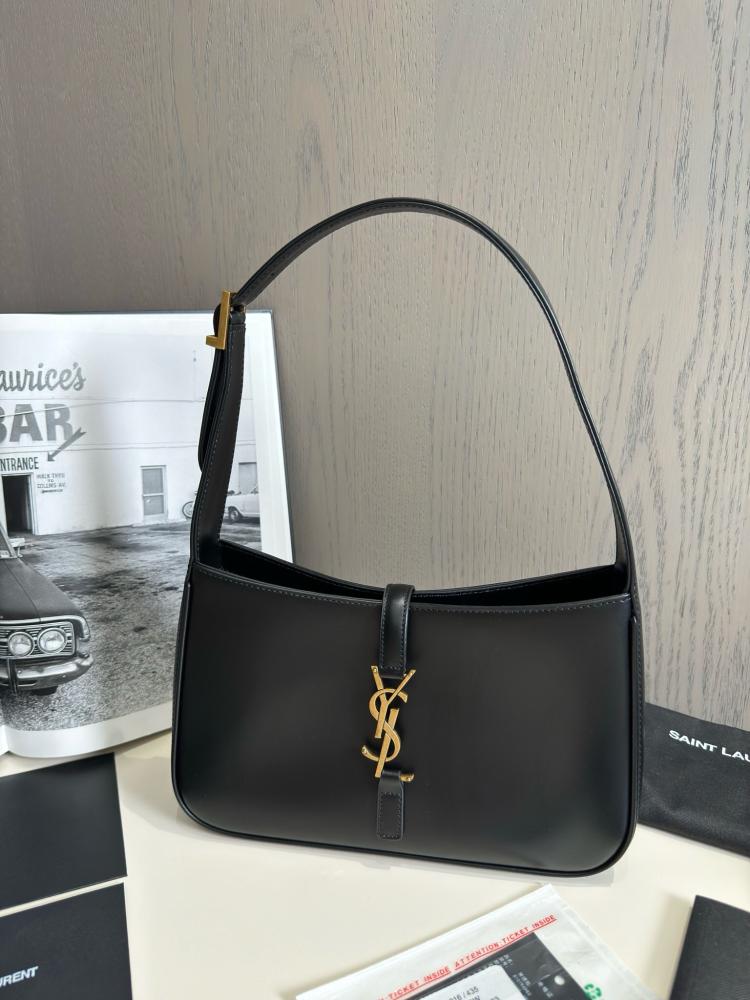 Ysl hobo 23 cm