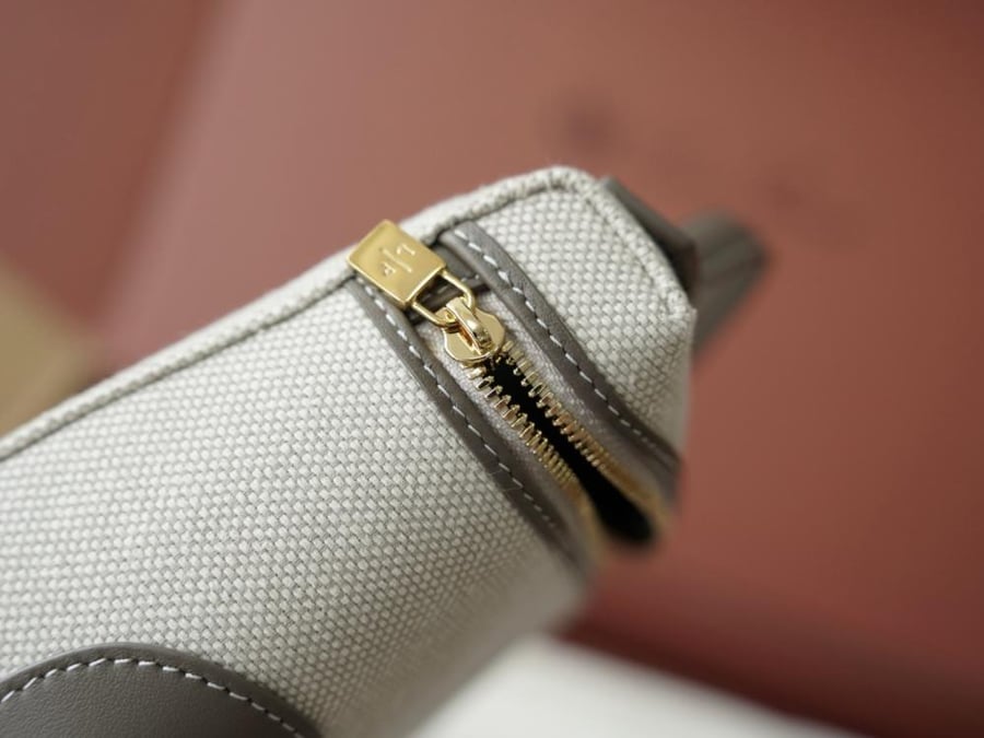 Extra pocket