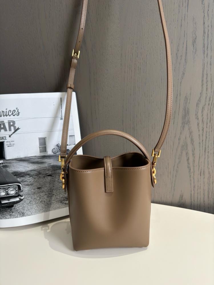 YSL LE 37