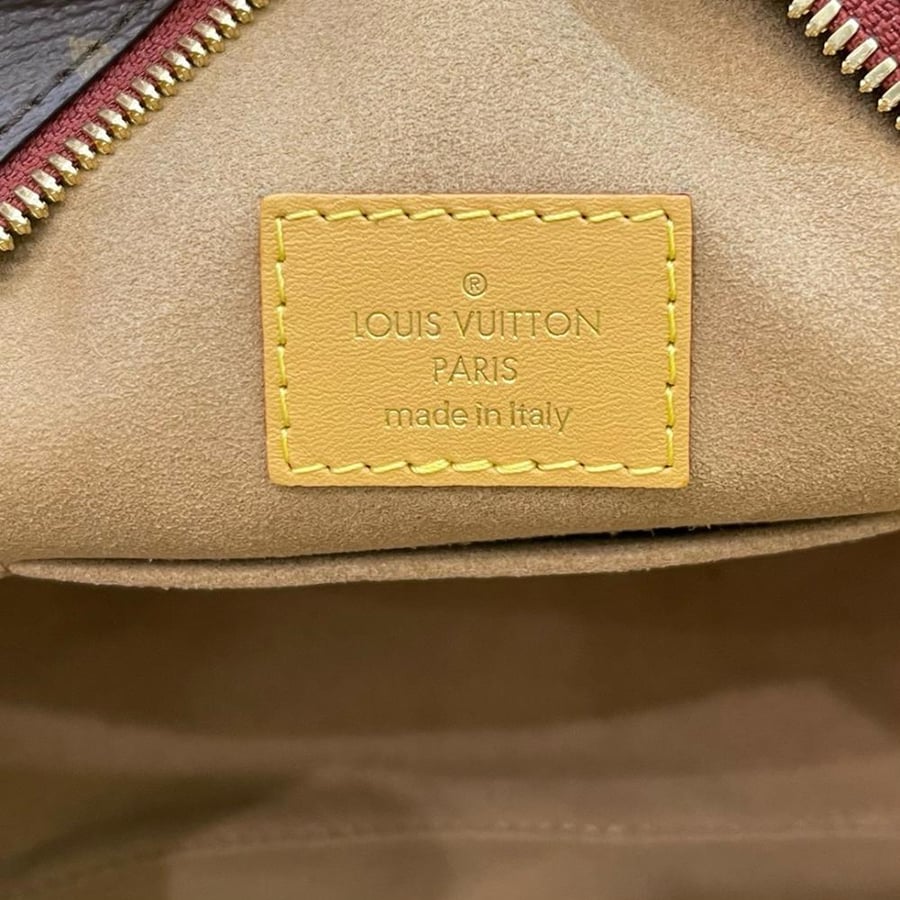 LU PETITE BOITE CHAPEAU LV