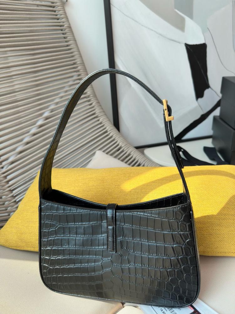 Ysl hobo 23 cm