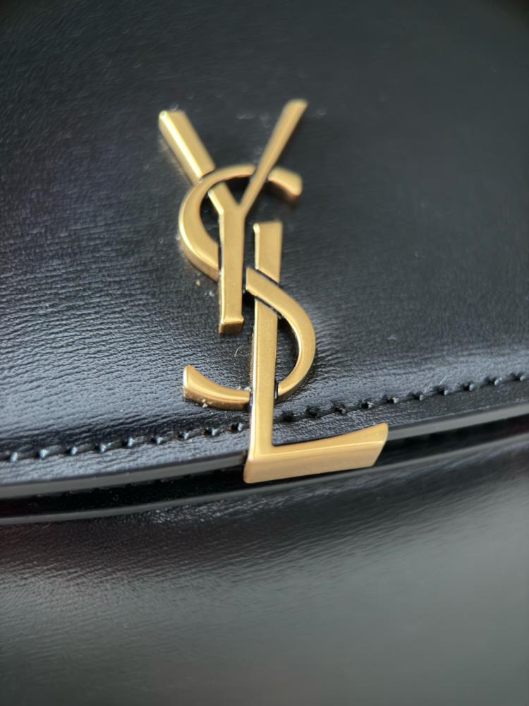 YSL VOLTAIRO
