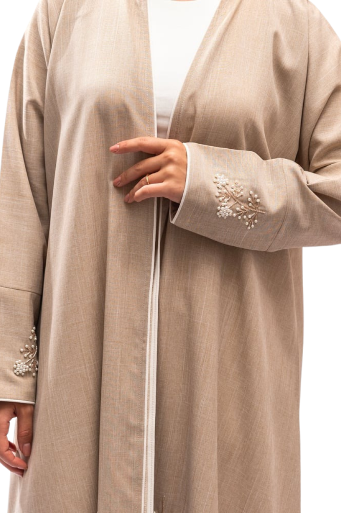 عباية سارة