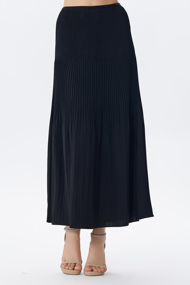 Long black pleated skirt in a classic style