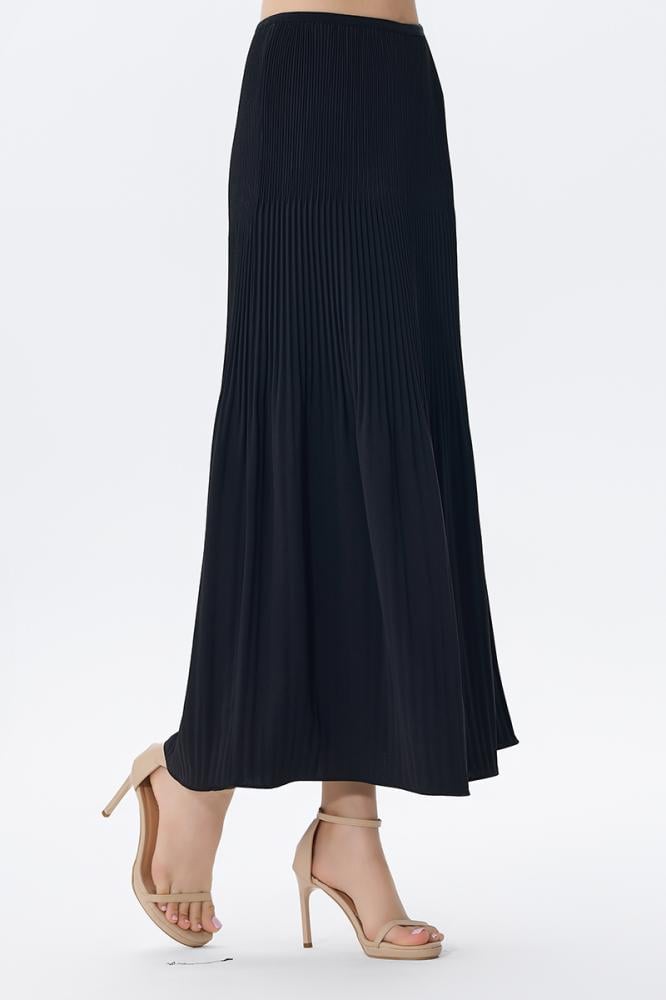 Long black pleated skirt in a classic style
