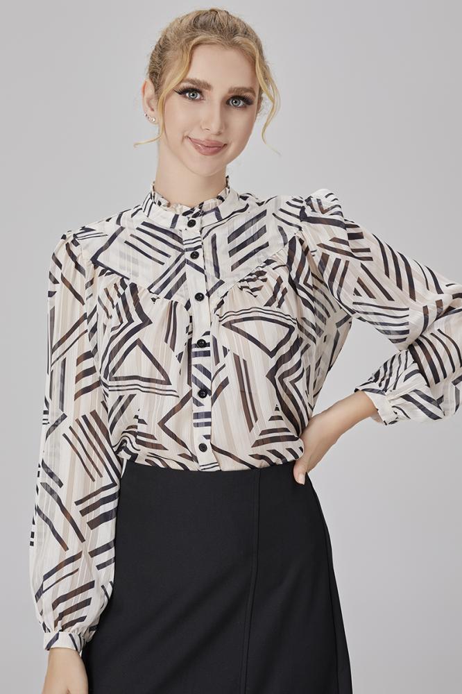 Soft chiffon blouse off white