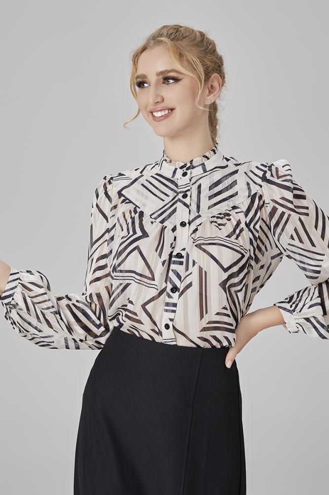Soft chiffon blouse off white