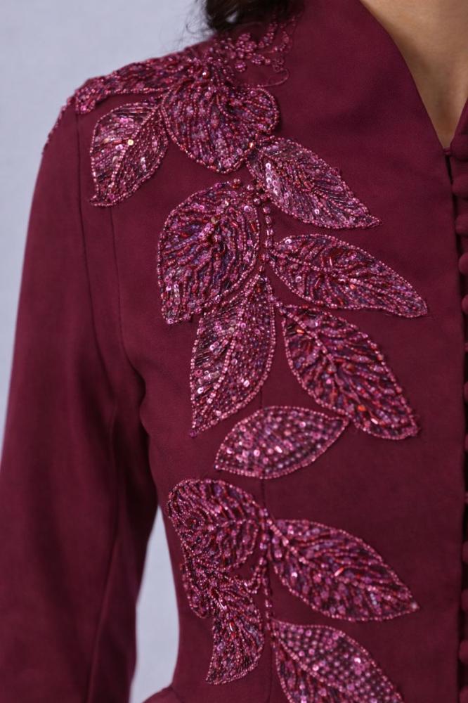 طقم عنابي