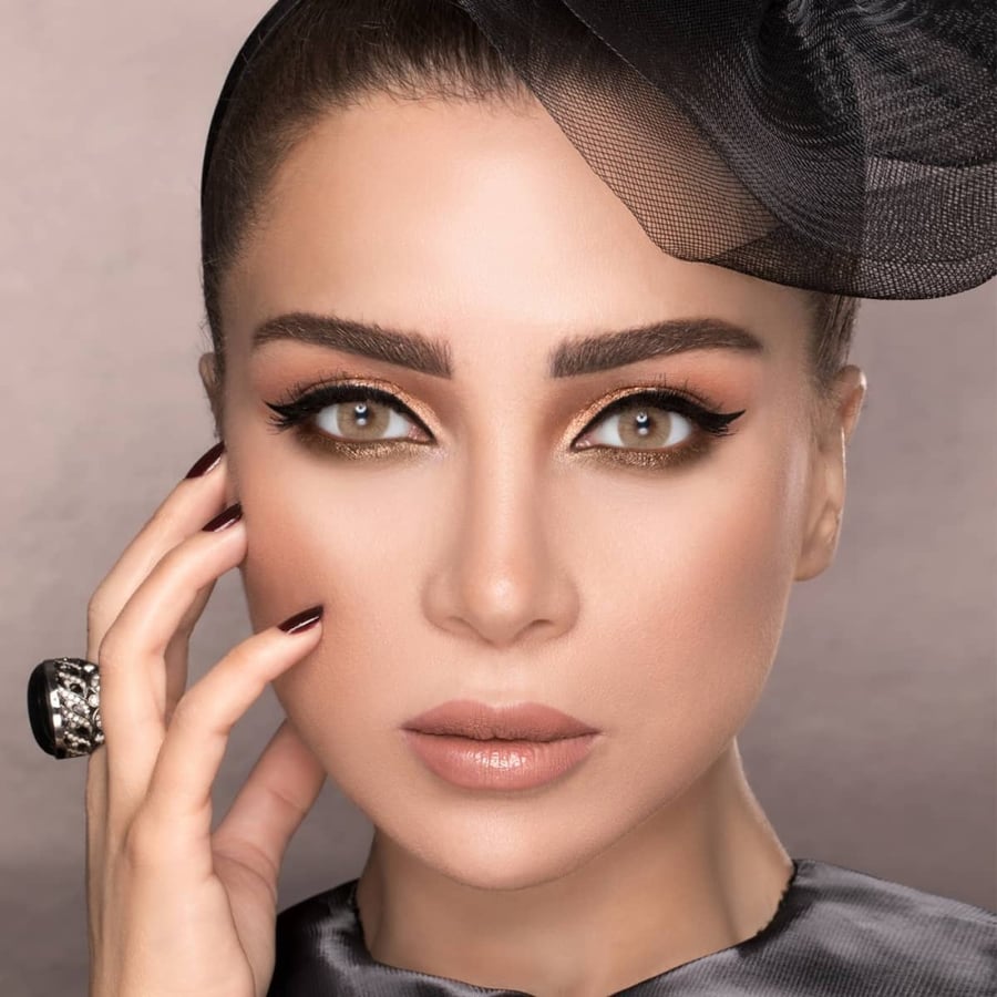 عدسات ليمونوس شهرية - لاتيه