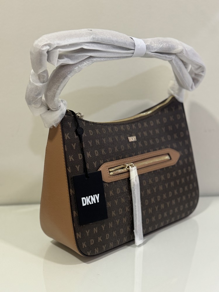 شنطةDkny