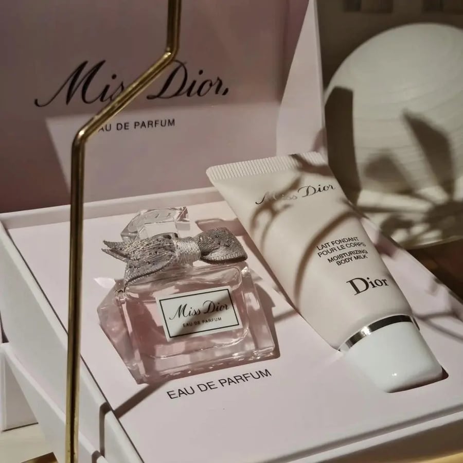 بوكس ميني عطر مس ديور بولمنق بوكيه 5ML ولوشن 20ML