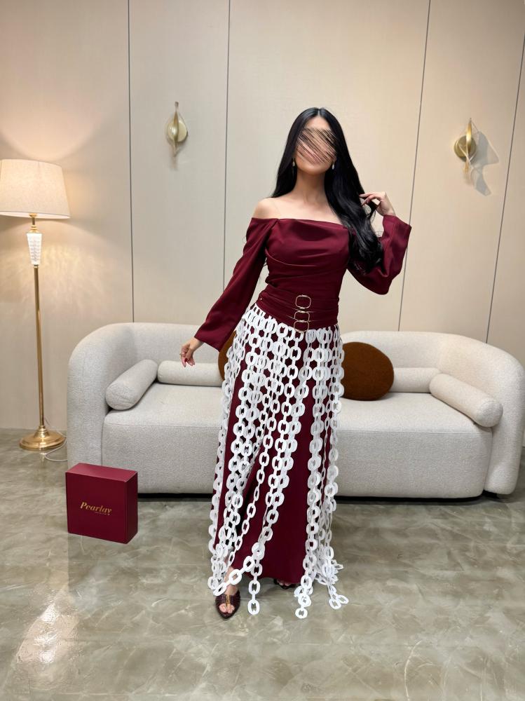 فستان سلاسل بيرلاي – برغندي