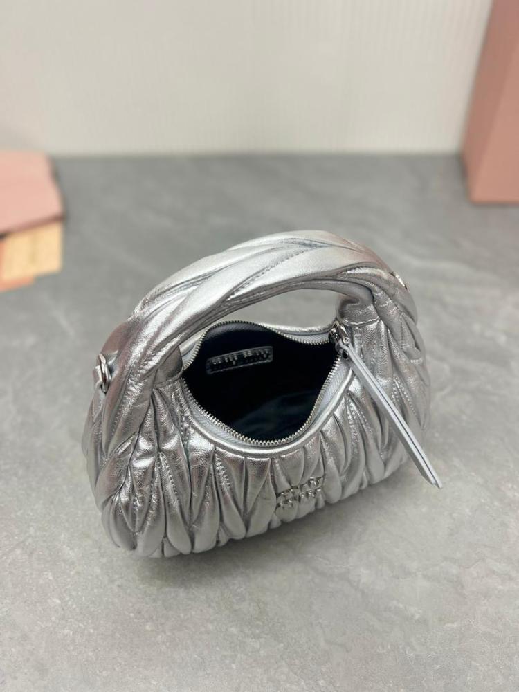 Miu Miu 18cm